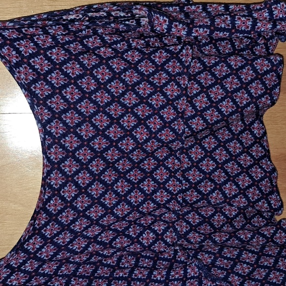 Women's forever 21 tank top size medium - Picture 2 of 3